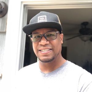 Meet your Posher, Carlos